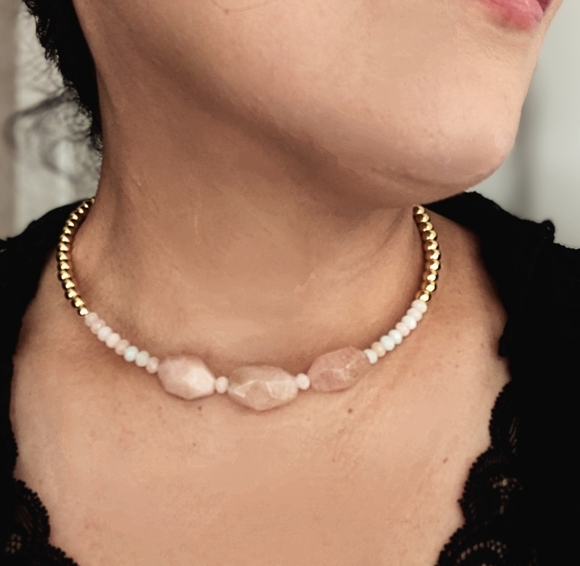 Natural Large Morganite Nugget & Beads With Gold Beads In Choker/Necklace - Picture 10 of 11